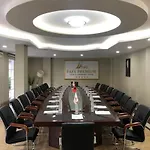 فندق Fafa Premium & غوليم