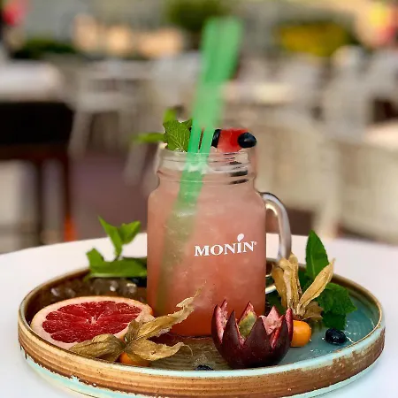 Fafa Premium & מלון Qerret (Tirana)