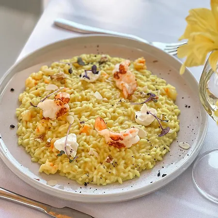 Fafa Premium & מלון Qerret (Tirana)