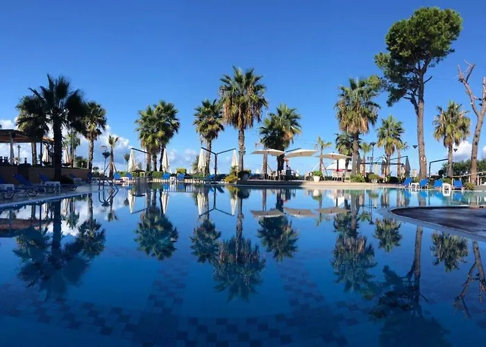 Fafa Premium & Hotel Qerret (Tirana)