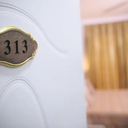 Fafa Premium & Qerret