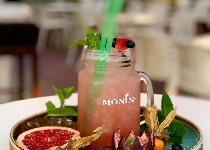 Fafa Premium & Hotel Qerret (Tirana)